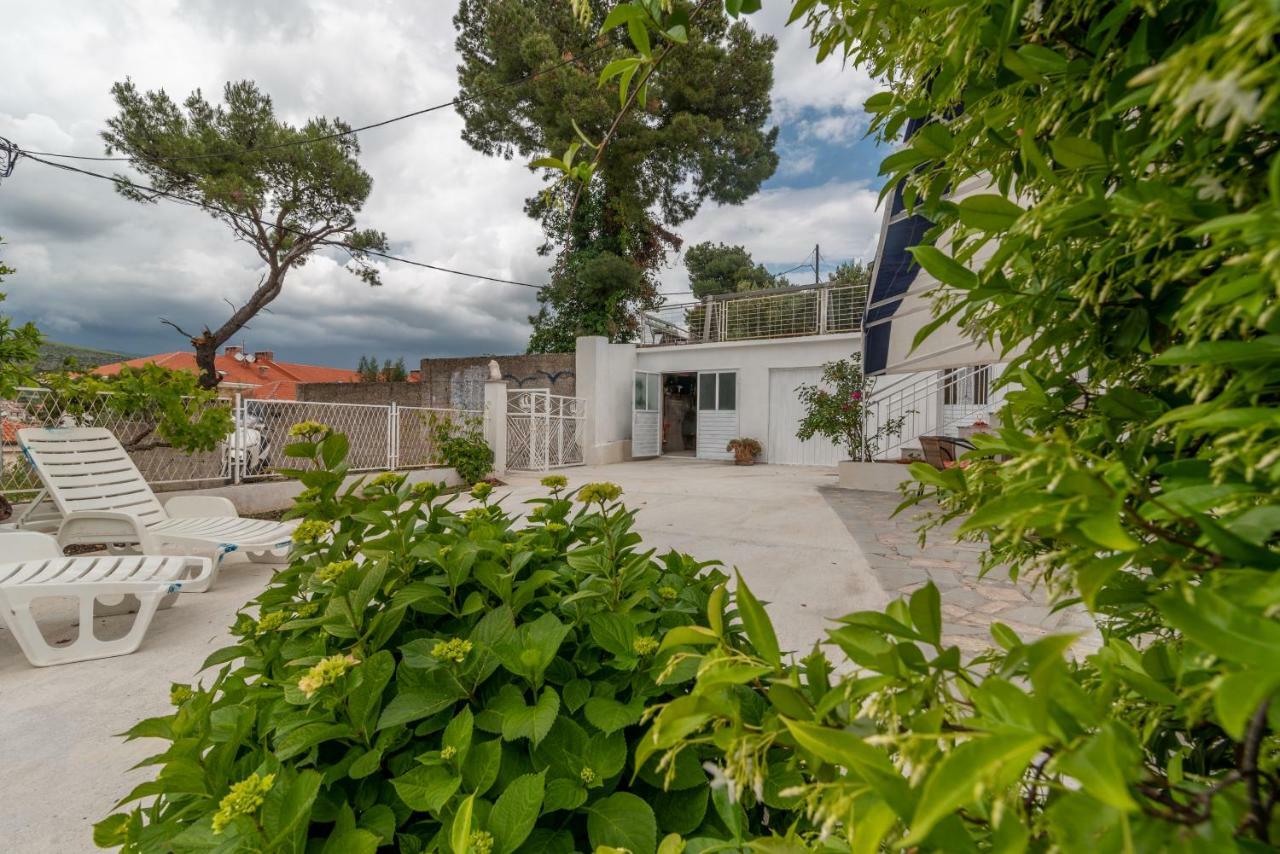 Apartment Dinka Trogir Luaran gambar